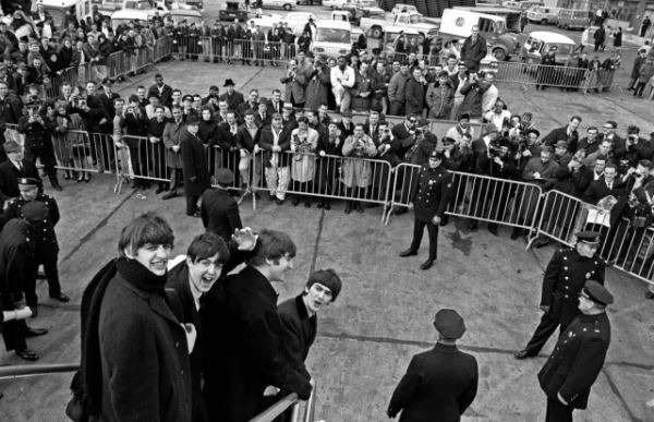 18 ностальгических фотографий «битлов» и «жуков»